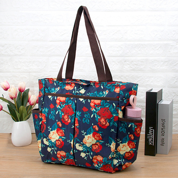 Plecu soma, daudzfunkcionāla un ūdensizturīga, ziedu raksts, poliester materiāls