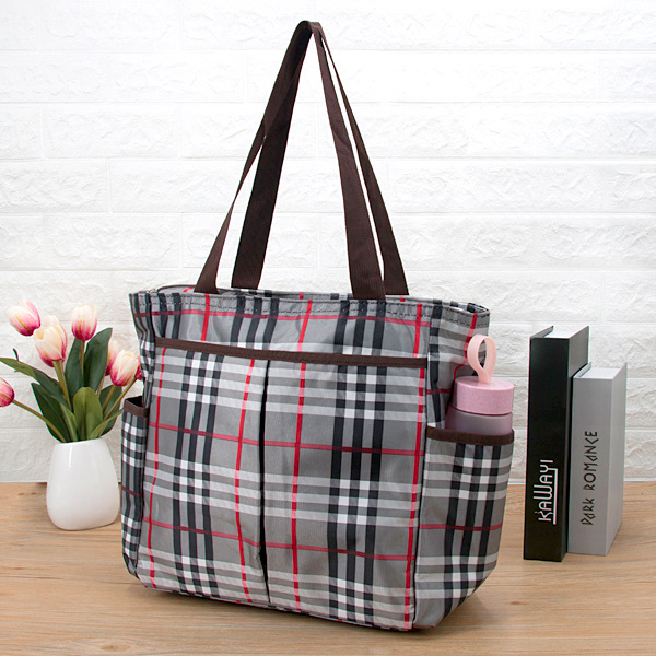 Plecu soma, daudzfunkcionāla un ūdensizturīga, ziedu raksts, poliester materiāls