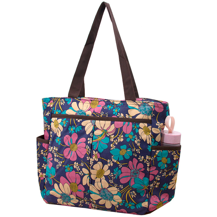 Plecu soma, daudzfunkcionāla un ūdensizturīga, ziedu raksts, poliester materiāls