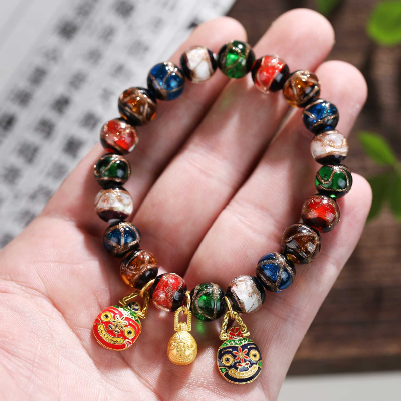 Aranyat nyelő szörny karkötő, üveggolyók Incense-Ash glazúrral, vintage stílus, uniszex, kézzel készített, 19 darab