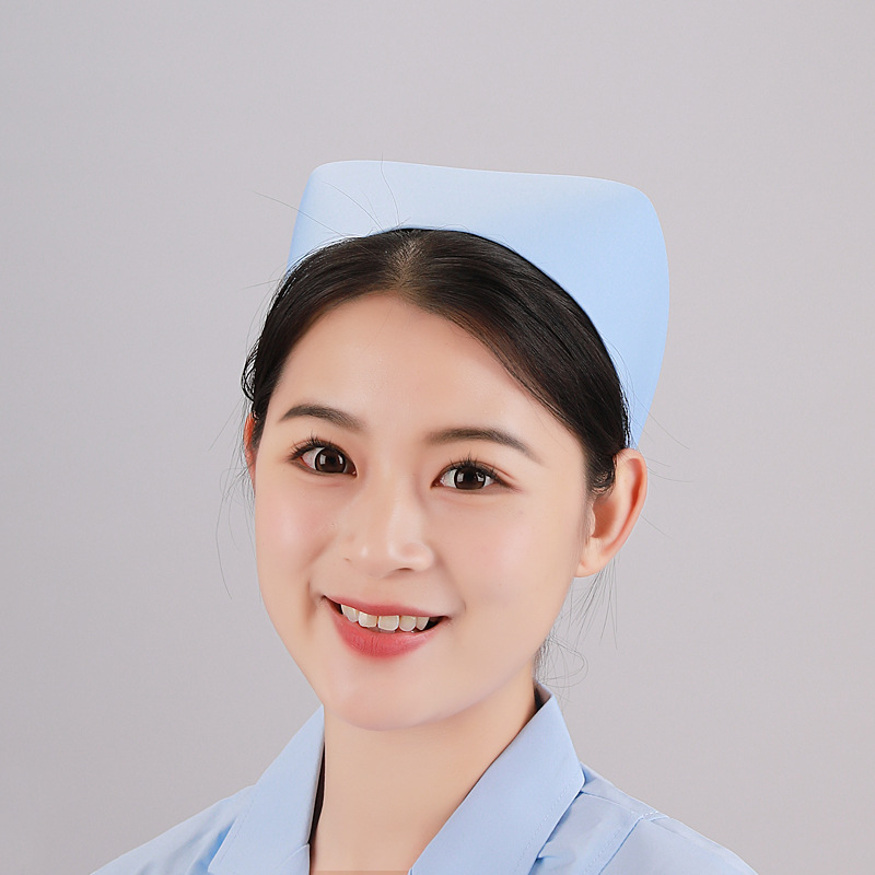 Māsu cepure - poliesters; vienkrāsains raksts; vienkārša audums; matēts pārklājums; visām sezonām