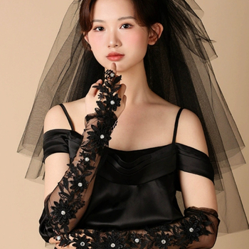 Garās tīkla mežģīņu cimdi ar kristālu akcentiem kāzu tērpam – sievietēm, pavasaris–vasara–rudens, pielāgošana pieejama.