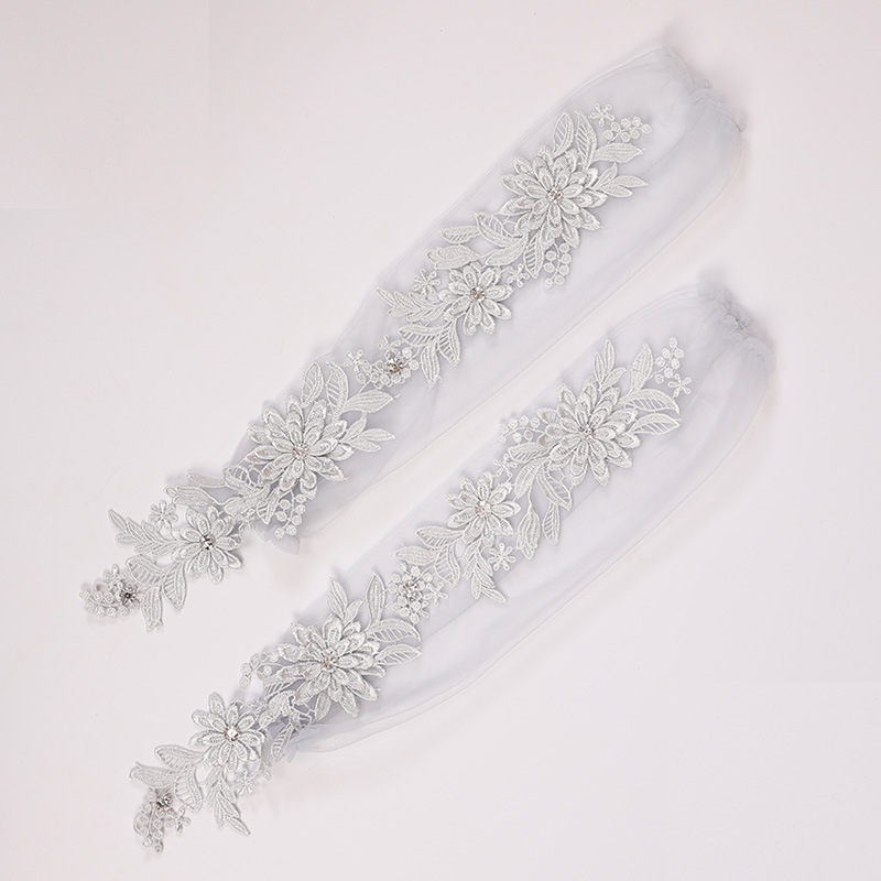 Garās tīkla mežģīņu cimdi ar kristālu akcentiem kāzu tērpam – sievietēm, pavasaris–vasara–rudens, pielāgošana pieejama.