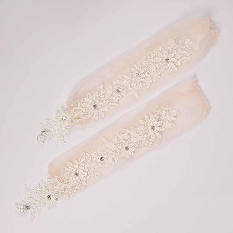 Garās tīkla mežģīņu cimdi ar kristālu akcentiem kāzu tērpam – sievietēm, pavasaris–vasara–rudens, pielāgošana pieejama.