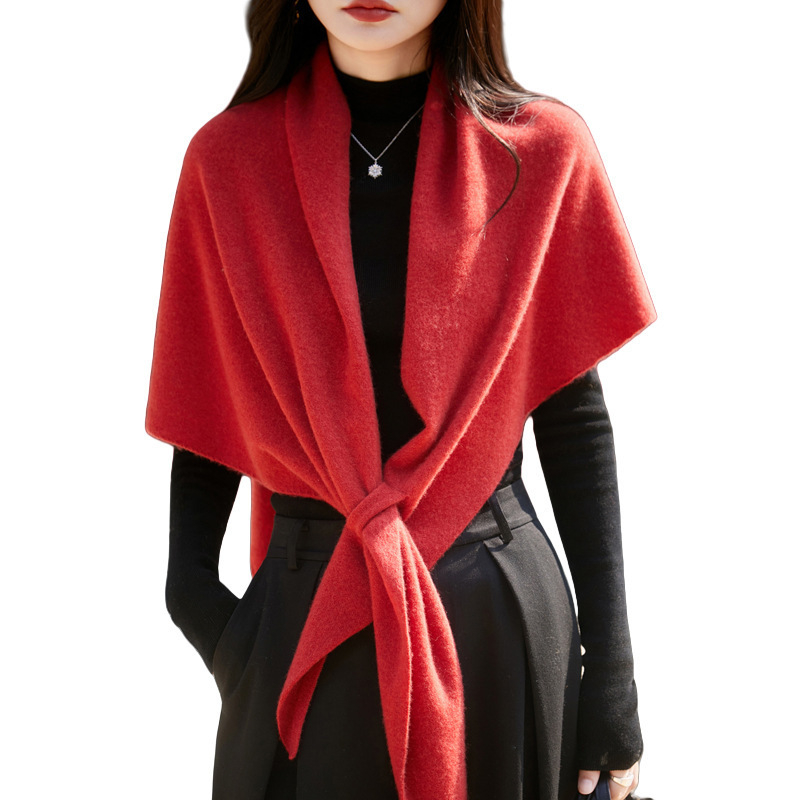 Trokutasti šal, 100% vuna, warp-knit pletenje, jednobojni uzorak, zadržava toplinu, jesen-zima