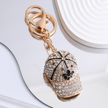 Raktų pakabukas iš cinko lydinio, futbolo tema su deimantų įdėjomis, SKIYER