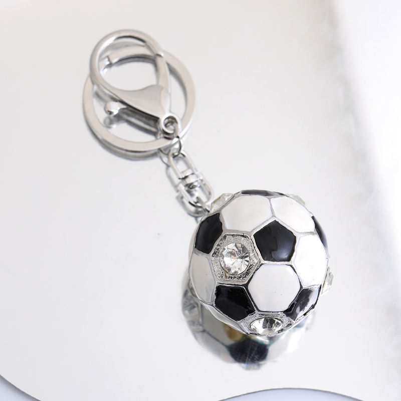 Raktų pakabukas iš cinko lydinio, futbolo tema su deimantų įdėjomis, SKIYER