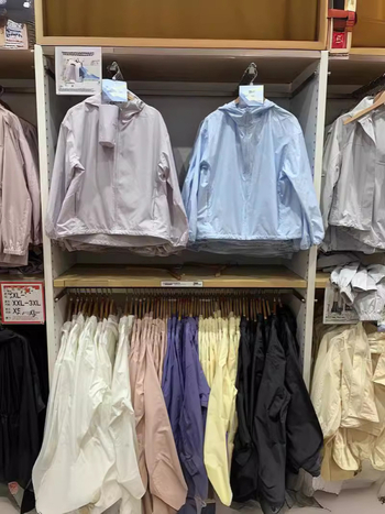 Sieviešu UV aizsardzības kapucēta jaka, viegla, garas piedurknes, rāvējslēdzējs, UPF50+, poliester-nailona maisījums, 3D raksts, vasara 2024