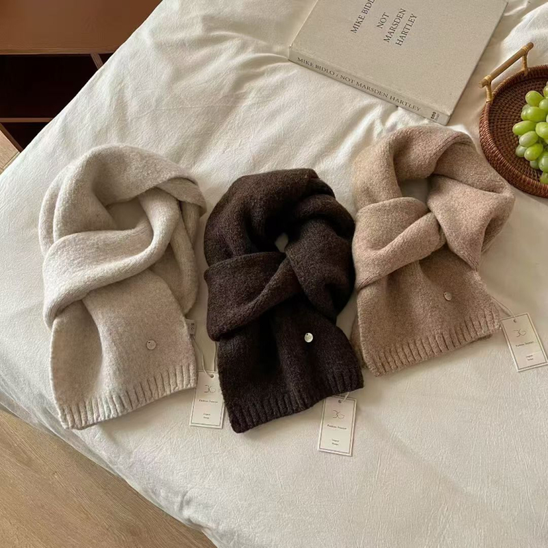 Šal od vunene smeše, dugačak kroj, warp pletenje, održava toplinu, zimski stil