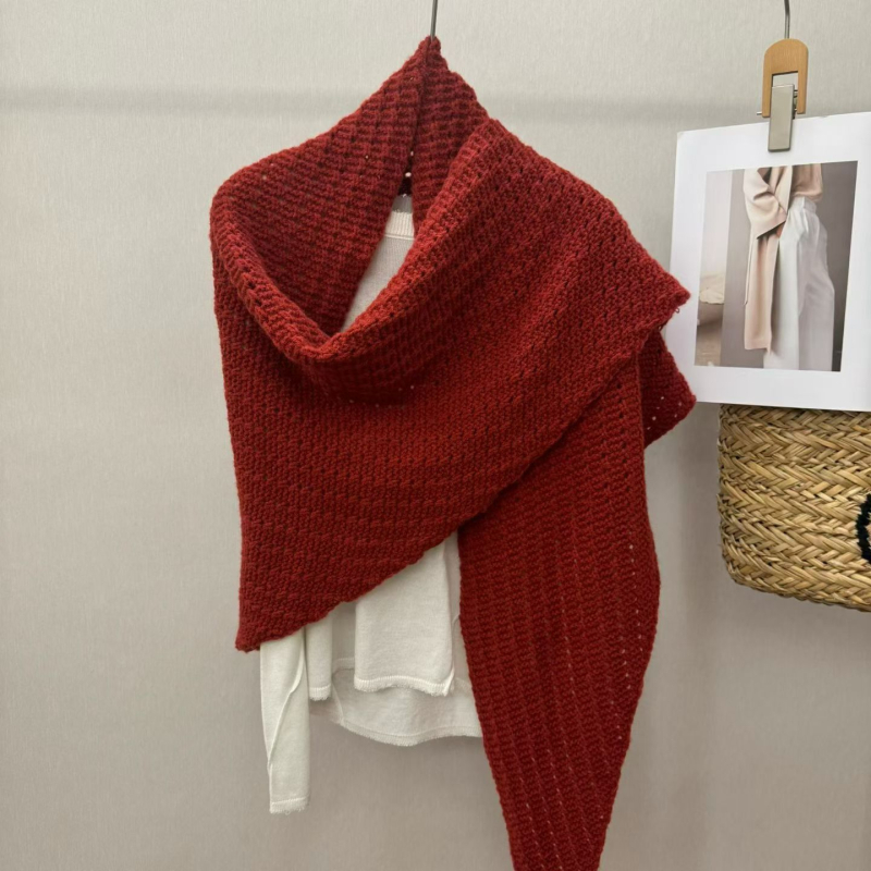 Дамски триъгълен шал, японско-корейски стил, полиестер, монохромен модел, жакардова тъкан