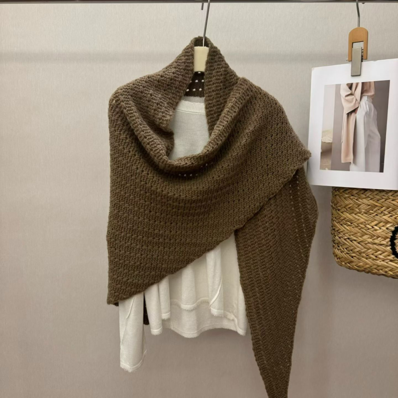 Дамски триъгълен шал, японско-корейски стил, полиестер, монохромен модел, жакардова тъкан