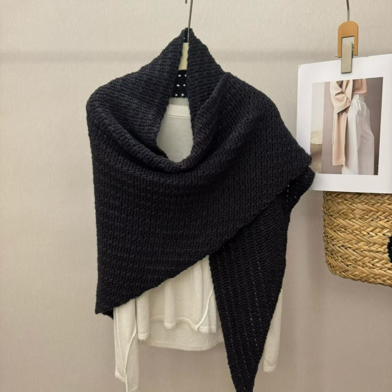 Дамски триъгълен шал, японско-корейски стил, полиестер, монохромен модел, жакардова тъкан