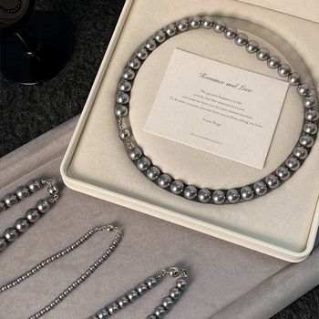 Mesterséges gyöngy nyaklánc elektroplattált felülettel, U-alakú kialakítás, gyöngy lánc, medál mesterséges kristályból