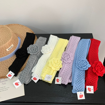 Șal lung cu decupaj în formă de floare de trandafir | poliester, țesătură plată, imprimare și jacquard, primăvară