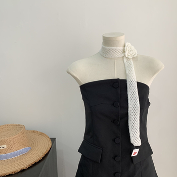 Șal lung cu decupaj în formă de floare de trandafir | poliester, țesătură plată, imprimare și jacquard, primăvară