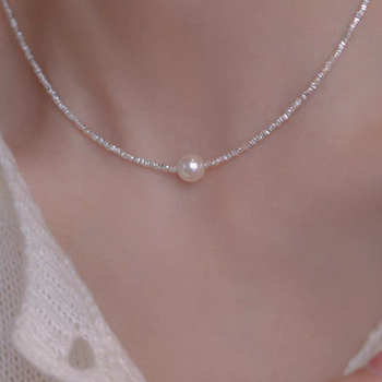 Nyaklánc műgyöngggyel és gyöngyház medállal, O-lánccal, elektroplattált bevonattal, geometriai dizájn — Kun Ling