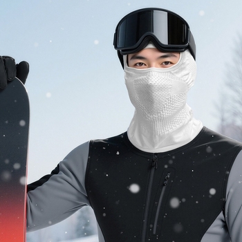Síeléshez/vezetéshez alkalmas maszk, seamless fej- és nyakfedés, lélegző Nylon/Polyamide anyag, napvédelem, belső sisakbetét