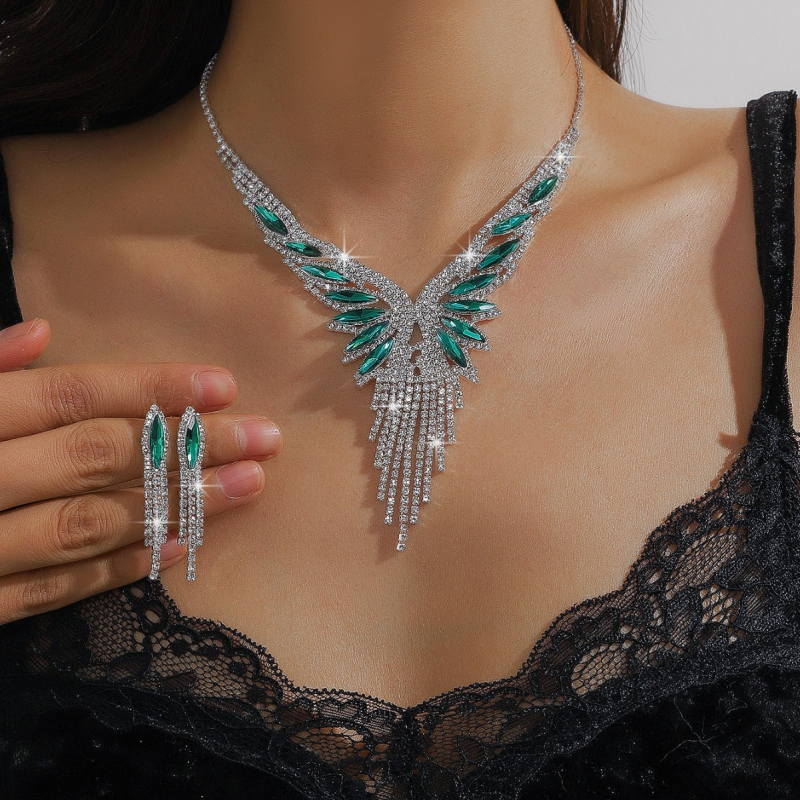 Set ogrlice i naušnica, srčanog stila, višestruki ključni lanac s Rhinestones