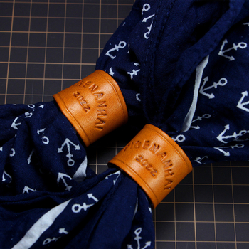 Cataramă din piele pentru eșarfă pătrată – Unisex, Material Cortex, Primăvara 2023