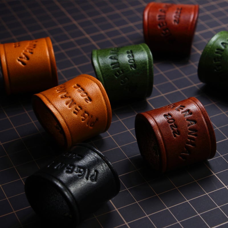 Cataramă din piele pentru eșarfă pătrată – Unisex, Material Cortex, Primăvara 2023