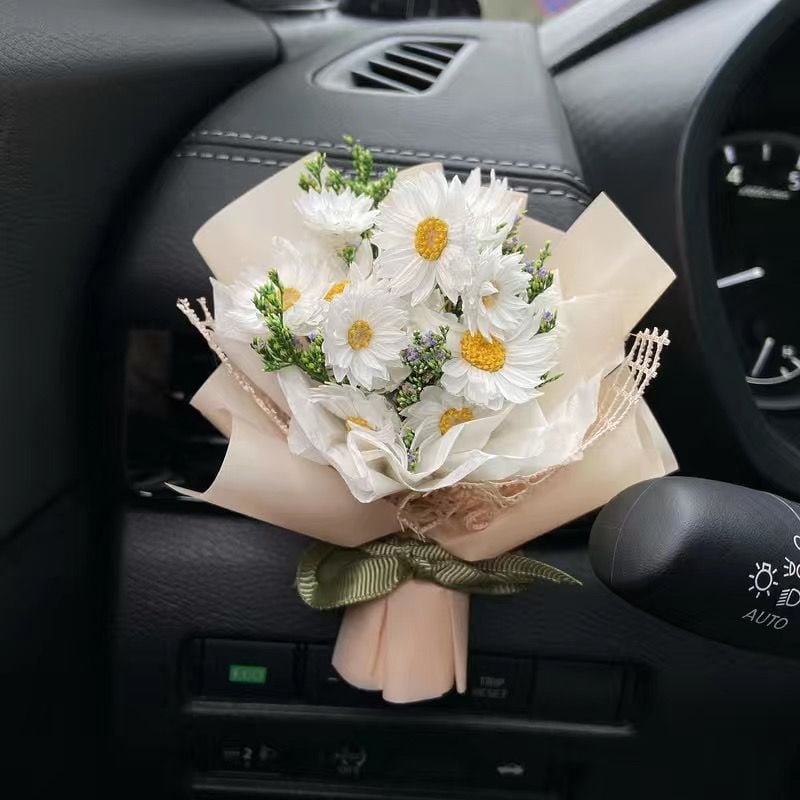 Automobiļa gaisa ventilācijas aromaterapijas dekors ar kaltētiem ziediem – mini kaltēto ziedu pušķis, krāsots, paredzēts maisiņam