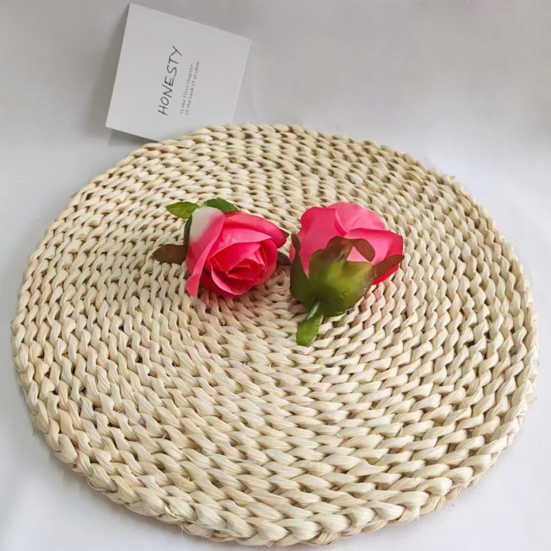 Glava svilenog cvijeta – Ruža – Za svadbene dekoracije i rekvizite za fotografiranje – Marka Runwei – Materijal: svilen cvijet – Vrsta: Ruža – Upotreba: Vjenčanje, Rekviziti za fotografiranje