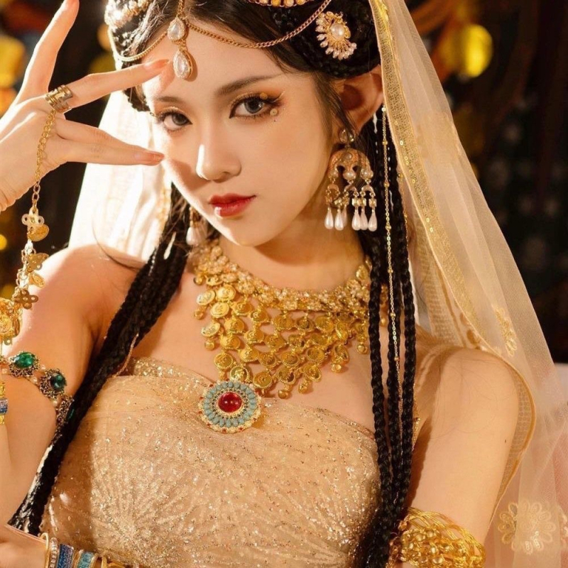 Eksotiline otsmiku juukselint geomeetrilise kujundusega, sõltumatu pakendiga, sobiv reisimälestuseks – peakaunistus