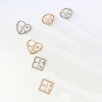 Ženski pojas – prozirni plastični pojas s geometrijskim uzorkom, kopča od legure, kopčanje iglom