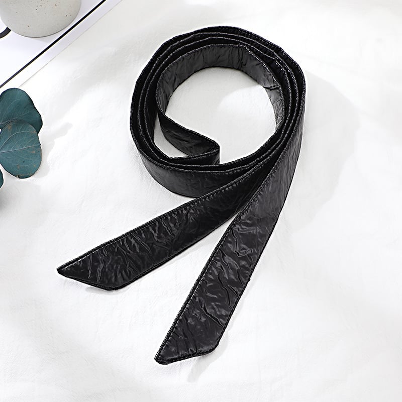 Moteriška striukė su diržu juosmenyje, raišteliai, medvilnės įdėklas, rankų siuvimas, japonų mygtuko užsegimas, diržo plotis 2–4 cm (Medžiaga: audinys; Užsegimas: japonų mygtukas; Stilius: universalus)