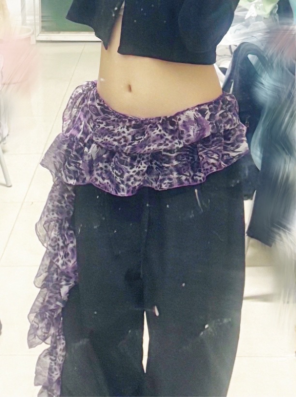 Vidukļa ķēde džeza dejām ar pūdelēm un viļņotu malu (Materiāls: Audums • Unisex • Pieaugušie • Visas sezonas • Izlaidums: 2024 rudens)