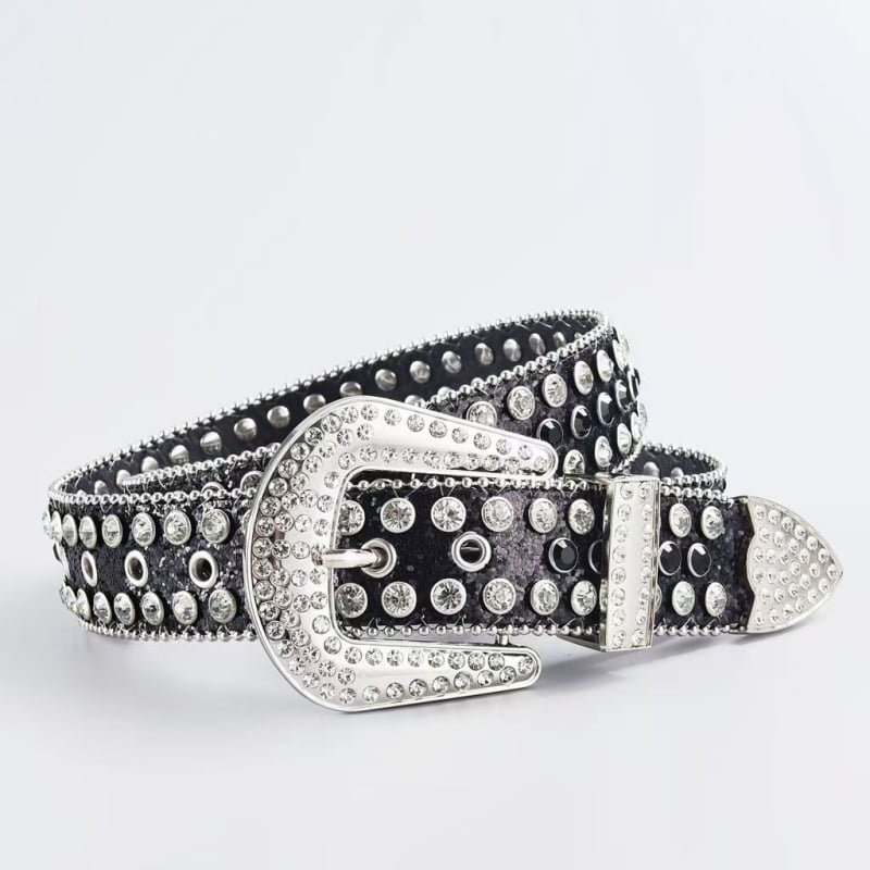 Kõrgekvaliteediline PU naistevöö, sulamist bucklega, adatu tüüpi kinnitusega, kaunistatud helmeste ja rhinestones'iga; stiilne igapäevane kasutus