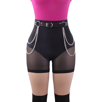 Unisex vöö kunstnahast, ristkülikukujulise sulamiskinnituse ja kettide detailiga