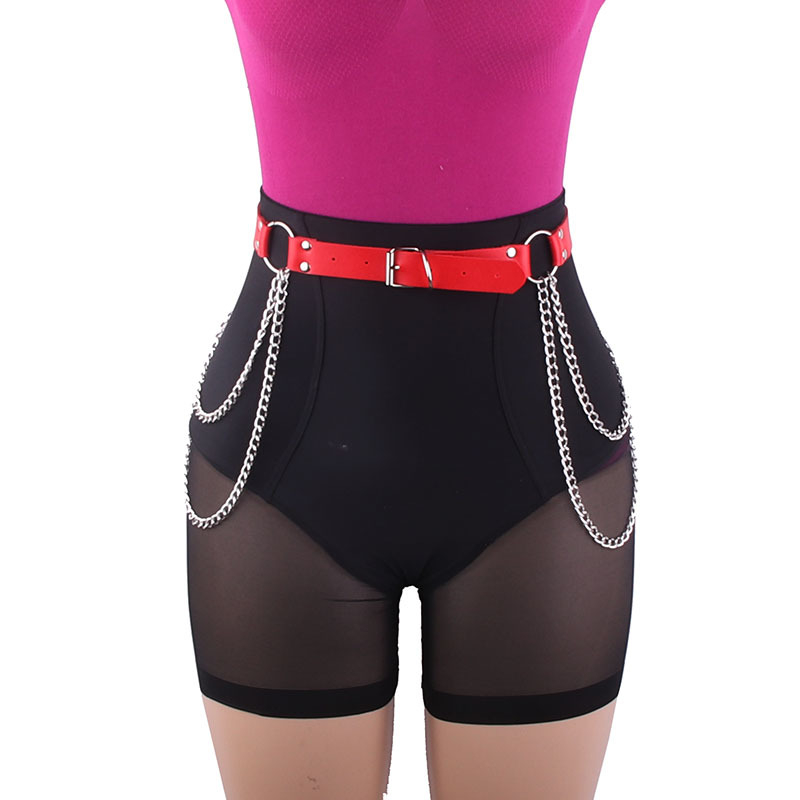 Unisex vöö kunstnahast, ristkülikukujulise sulamiskinnituse ja kettide detailiga