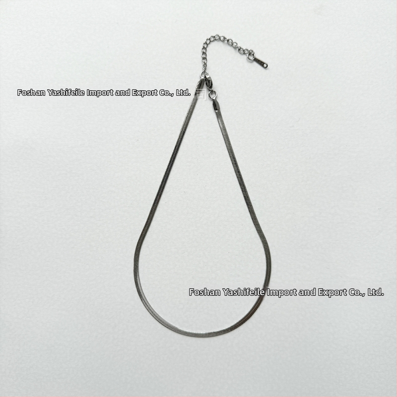 Titāna tērauda kaklarota, asmens ķēde, ar 18K zelta pārklājumu