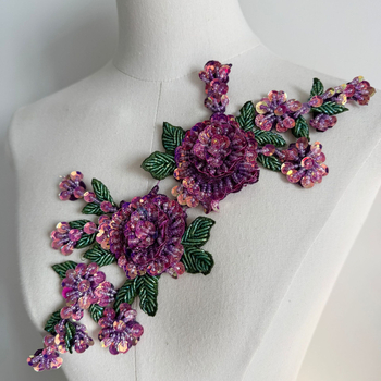 3D rankų siuvinėta gėlės pleistras drabužiams ir džinsams | medžiaga: stiklo brangakmeniai + poliesteris | tinka moterų drabužiams, galvos apdailai, suknelėms | A83