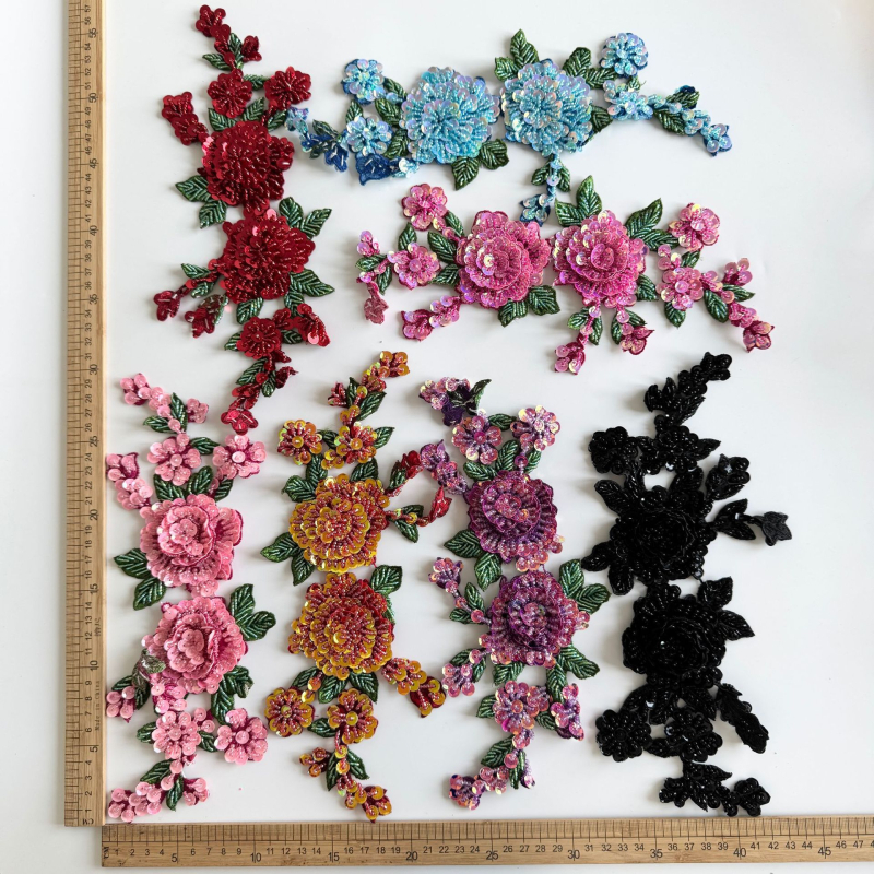 3D rankų siuvinėta gėlės pleistras drabužiams ir džinsams | medžiaga: stiklo brangakmeniai + poliesteris | tinka moterų drabužiams, galvos apdailai, suknelėms | A83