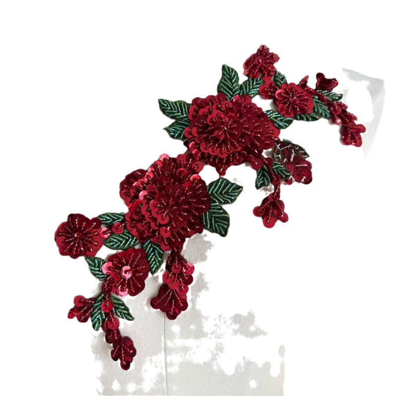 3D rankų siuvinėta gėlės pleistras drabužiams ir džinsams | medžiaga: stiklo brangakmeniai + poliesteris | tinka moterų drabužiams, galvos apdailai, suknelėms | A83