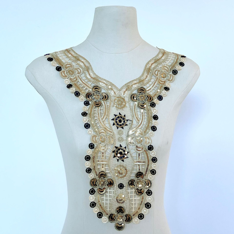 Sequins daugių spalvų kaklo žiedas su vandens tirpstančia nėrinių – Medžiaga: poliesteris; Vandens tirpstanti nėrinių; Tinka apatiniams, pižamoms, moterų drabužiams, galvos aksesuarams, namų tekstilei