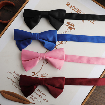 Női gallér virág formájú csokornyakkendő, lapos fejű, poliészter fonal