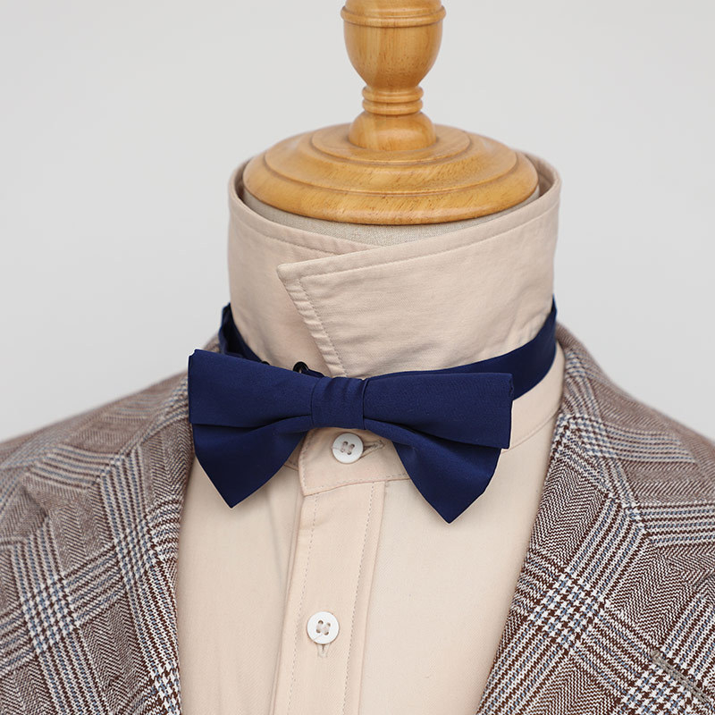 Női gallér virág formájú csokornyakkendő, lapos fejű, poliészter fonal