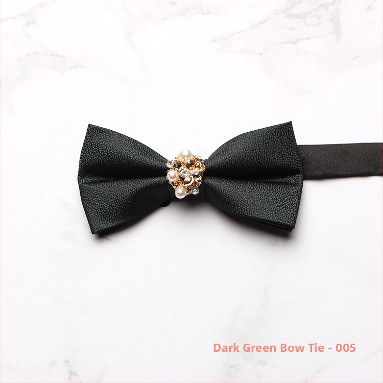 Csokornyakkendő, koreai stílus, poliészter, jacquard szövés, monokróm dizájn, gyémántdíszítés (polieszter, koreai stílus, jacquard szövés, monokróm dizájn, gyémántdíszítés)