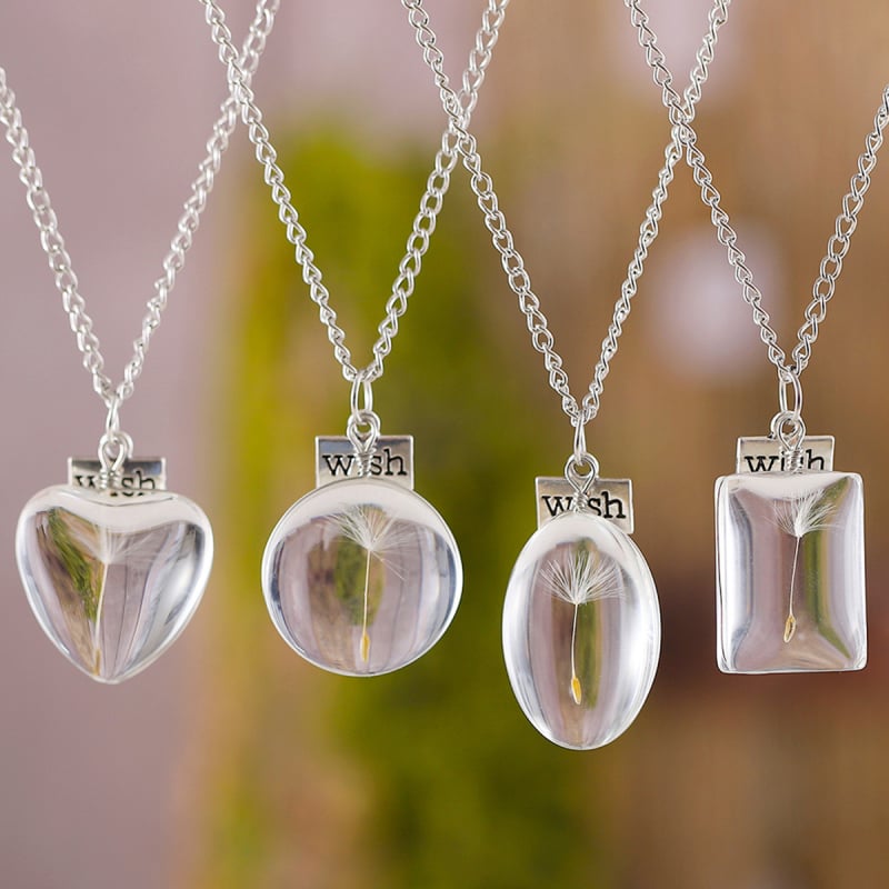 Kaklarota ar ovālu kulonu ziedu motīvā, mākslīgais kristāls, kulons no sakausējuma, elektroplātēts pārklājums, parasts ķēde, universāla