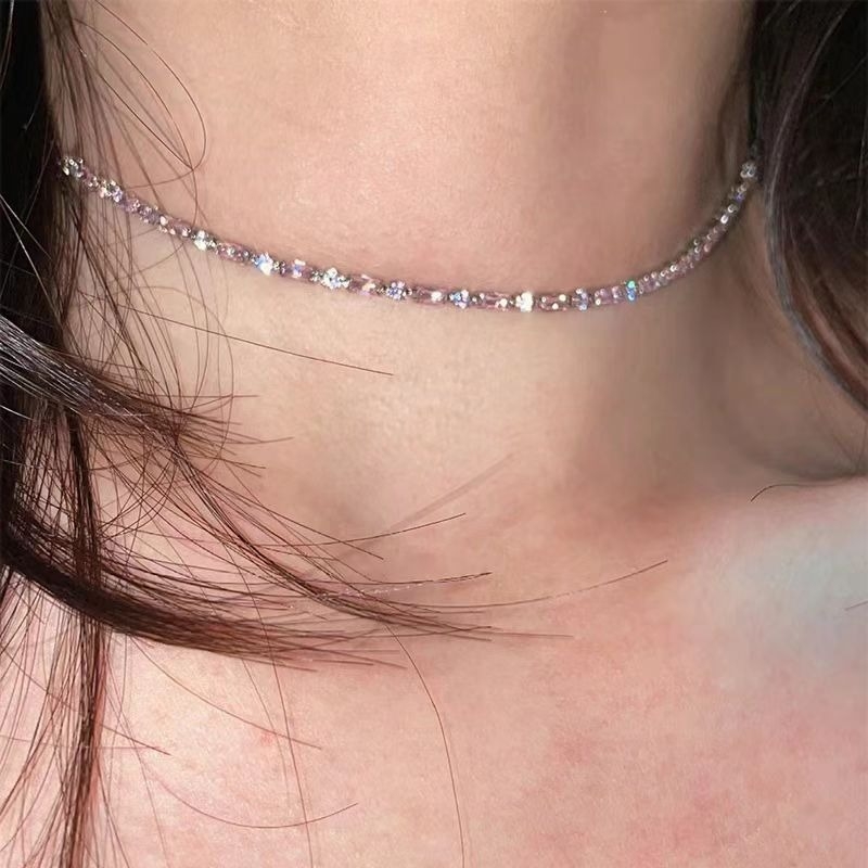 Vienkārša dabīgā čaumalas kaklarota ar mēness formas piekari, roku darbs, regulāra ķēde, apkārtmērs 21-50 cm