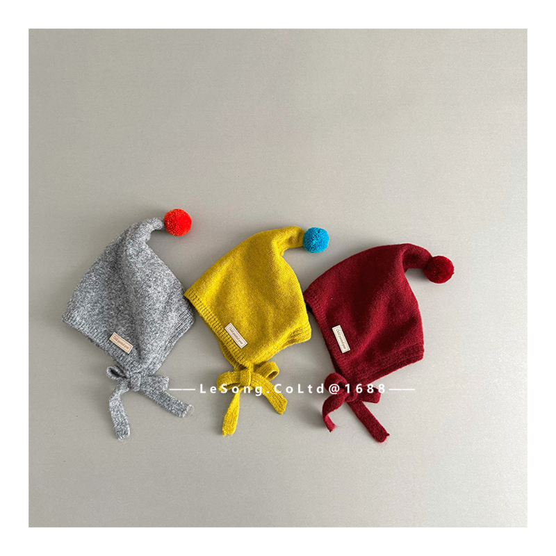 Dječja pletena kapa s vezicama – kupolasti oblik, zimska, otporna na vjetar, akrilno vlakno 51–60%