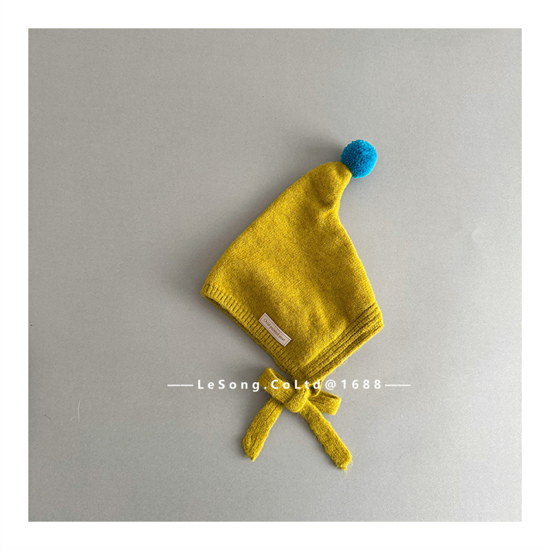 Dječja pletena kapa s vezicama – kupolasti oblik, zimska, otporna na vjetar, akrilno vlakno 51–60%