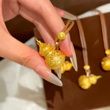 Kaklarota ar metāla kulonu, zelta pārklājums, parasta ķēde, viduslaiku retro stils