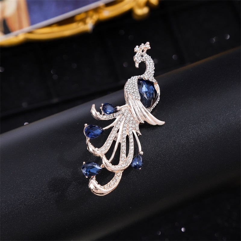 Broš paun motiva, legura, marka Yusheng, elektroplirano, klasičan i svestran stil