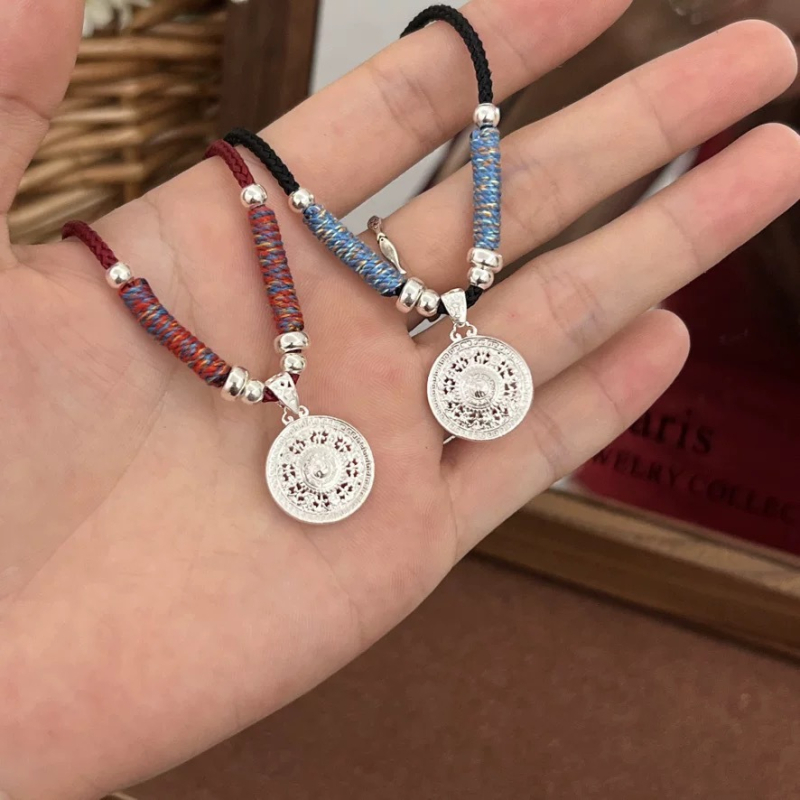 999 sudraba astoņu dārgumu kompasu kulons ar rokām adītu kukurūzas tipa ķēdi, universāls, etnisks stils, garums 41–50 cm