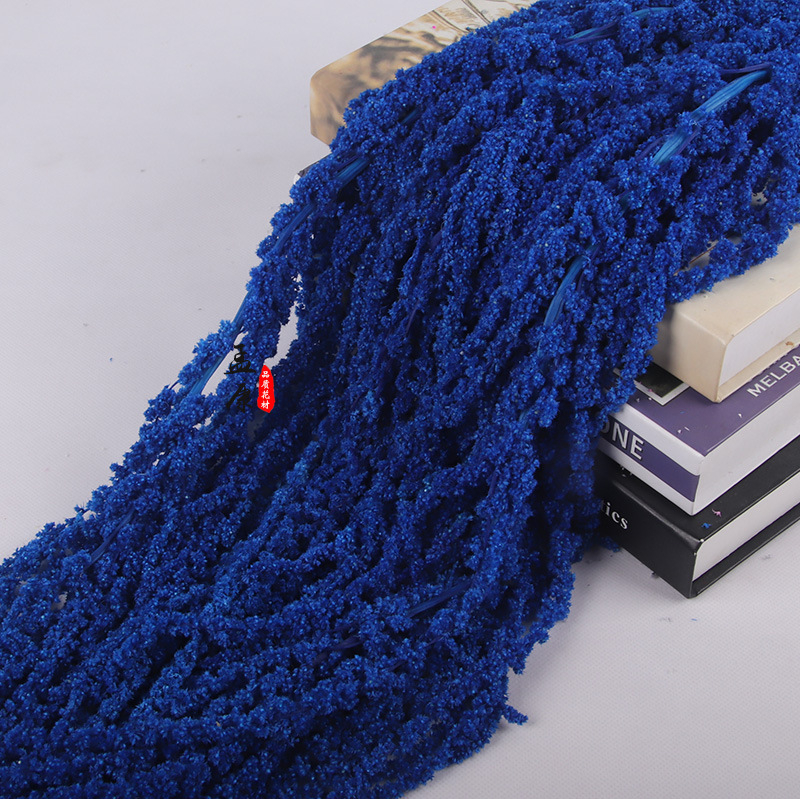 Seinamaa riputatav koosseis kuivatatud ja igaveste lilledega – Meng kang bränd; materjalid: kuivatatud lilled, igavene lill; sortiment: 23368453394; käsitöö/kood: 36863768123; pakend: Opp bouquet bag