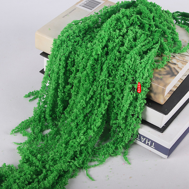 Seinamaa riputatav koosseis kuivatatud ja igaveste lilledega – Meng kang bränd; materjalid: kuivatatud lilled, igavene lill; sortiment: 23368453394; käsitöö/kood: 36863768123; pakend: Opp bouquet bag